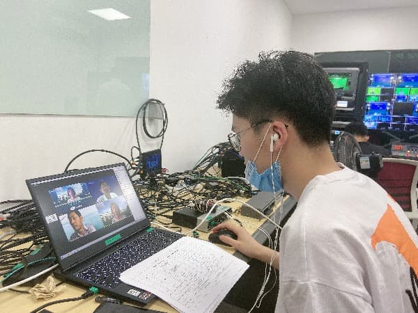 视频会议